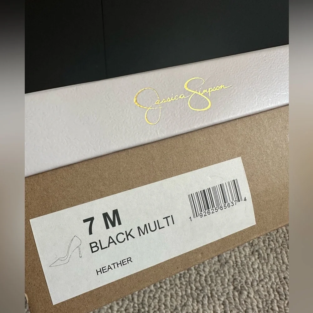 Jessica Simpson Heather floral heels - Picture 3 of 5